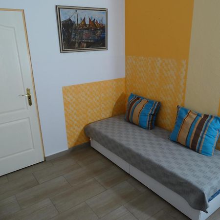 Апартаменты Aqua Haz Panzio 3 Sz Балатонфюред Экстерьер фото